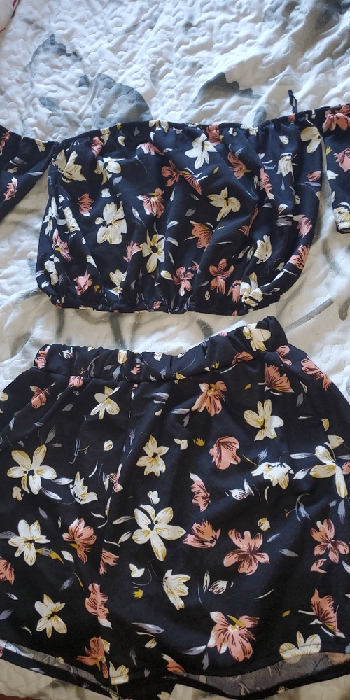 Set of shorts and crop top